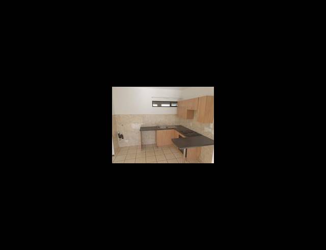 2 BEDROOM PROPERTY TO RENT IN PARKRAND